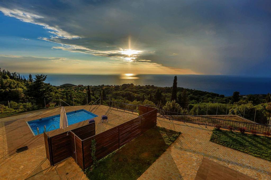 Villa Vera อาโยส นิกีตัส ห้อง รูปภาพ