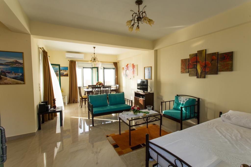 Villa Vera อาโยส นิกีตัส ภายนอก รูปภาพ